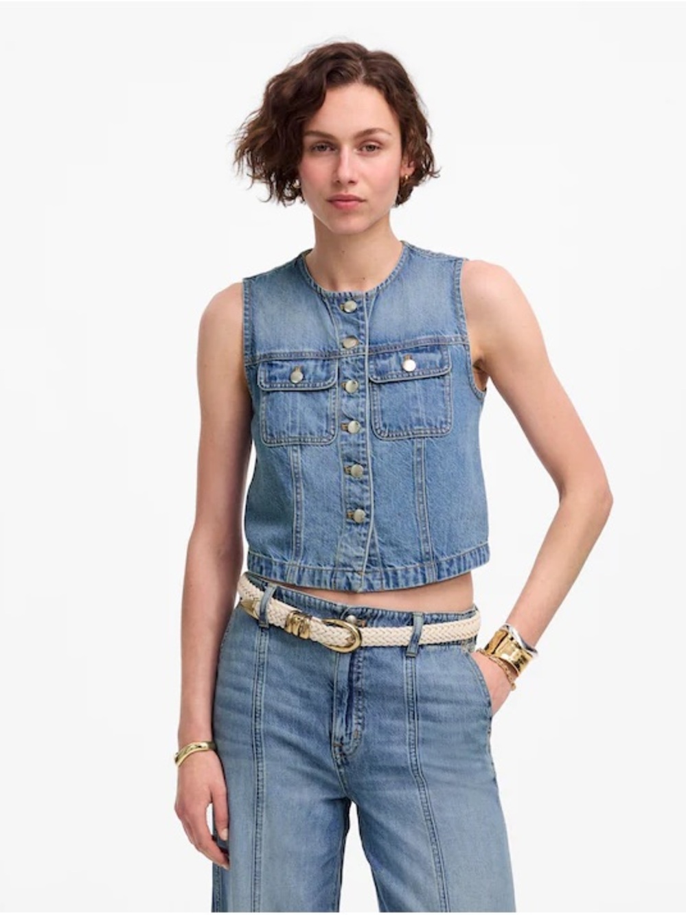 Madewell Cropped Airy Denim Vest in Robertson Wash